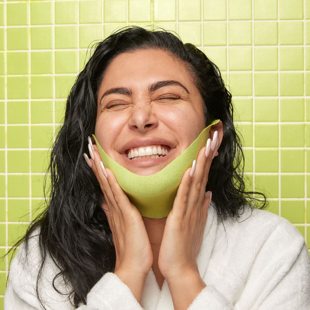 Huda Beauty Chin Lift Peptide & Niacinamide Sculpting Single Sheet Mask 11.5g